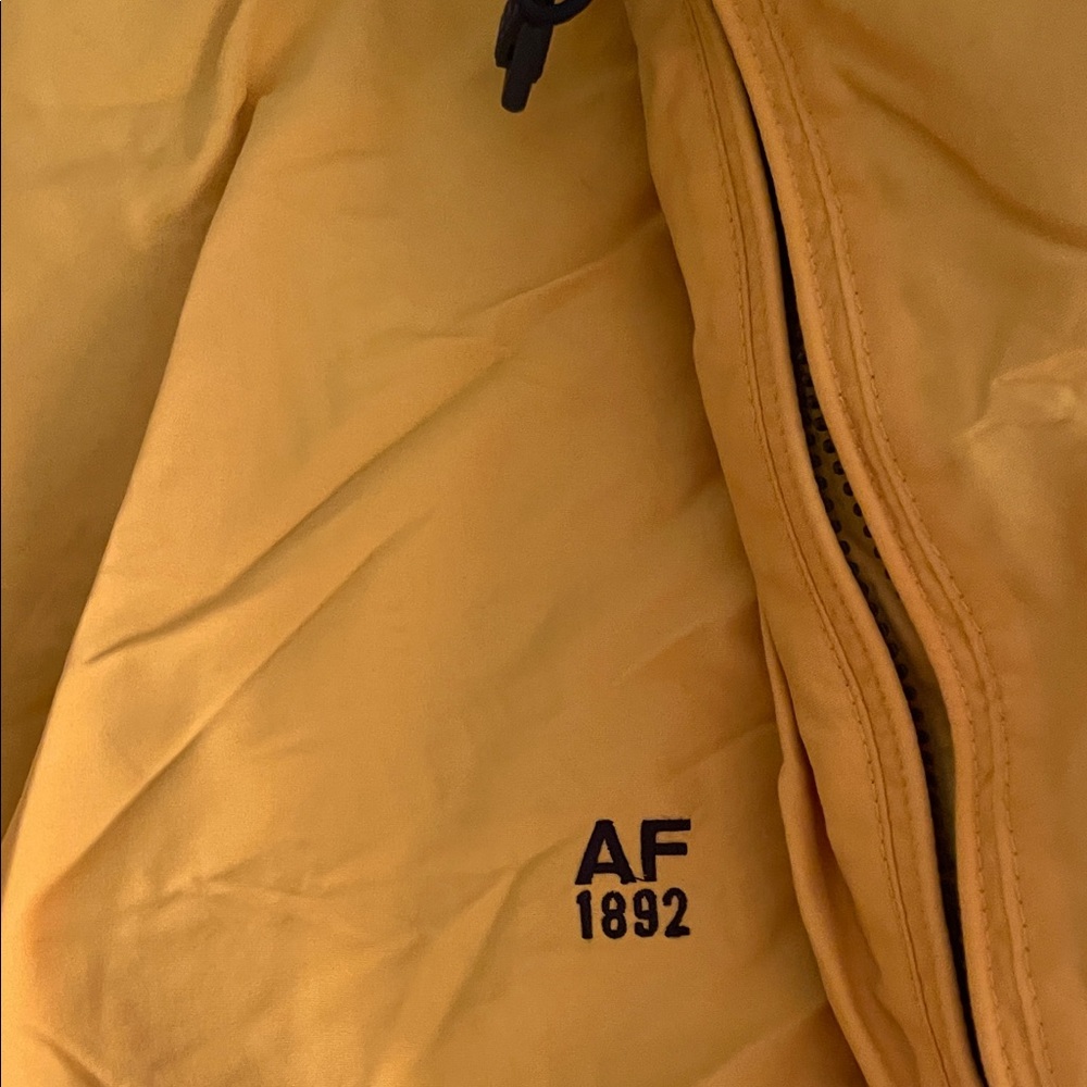 2000’s Reversible A&F Jacket/Fleece - Picture 9 of 9